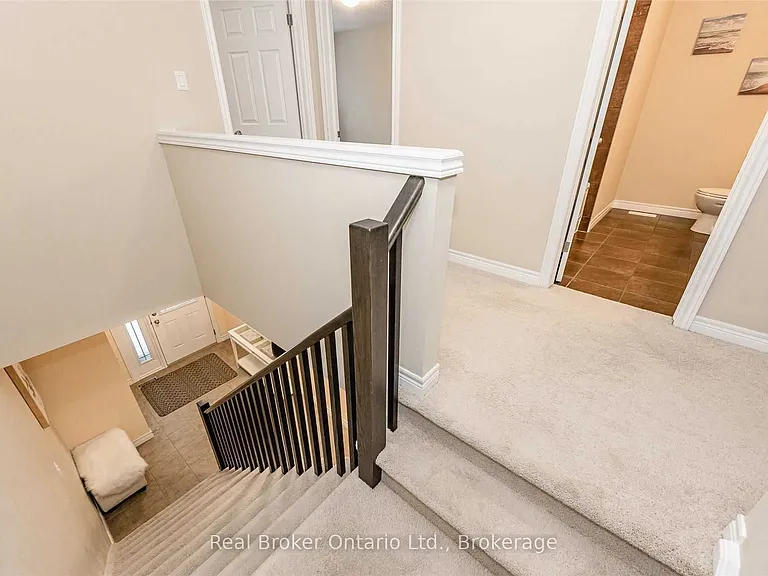 72 Mussen St — Photo 17