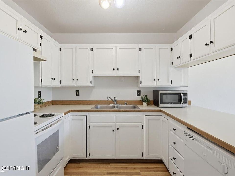 1st image of 9061 Ashley Cir
