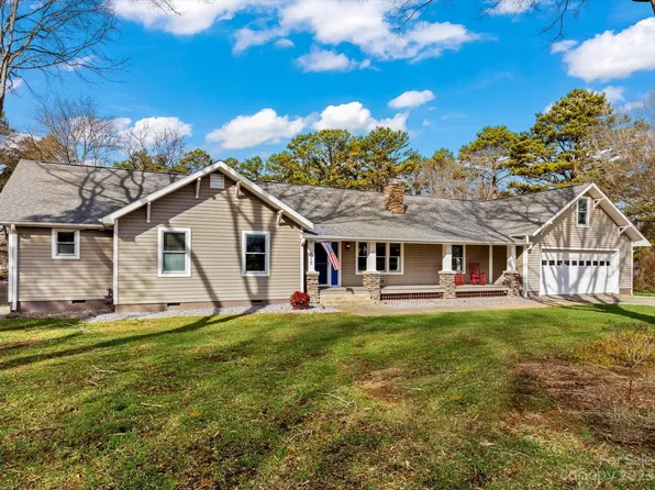 412 S 8th Ave, Maiden, NC 28650
