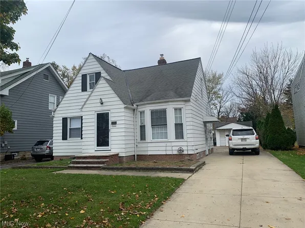 1287 Churchill Rd, Lyndhurst, OH 44124