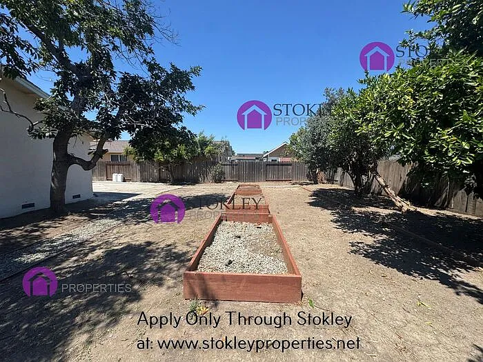 6346 Escallonia Dr — Photo 33