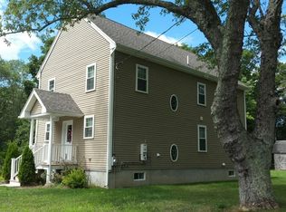 2 Hornbine Rd, Rehoboth, MA 02769