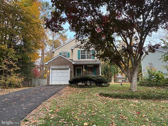 2nd image of 480 Lake Dr