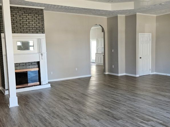 206 Davors Dr, Montgomery, AL 36109