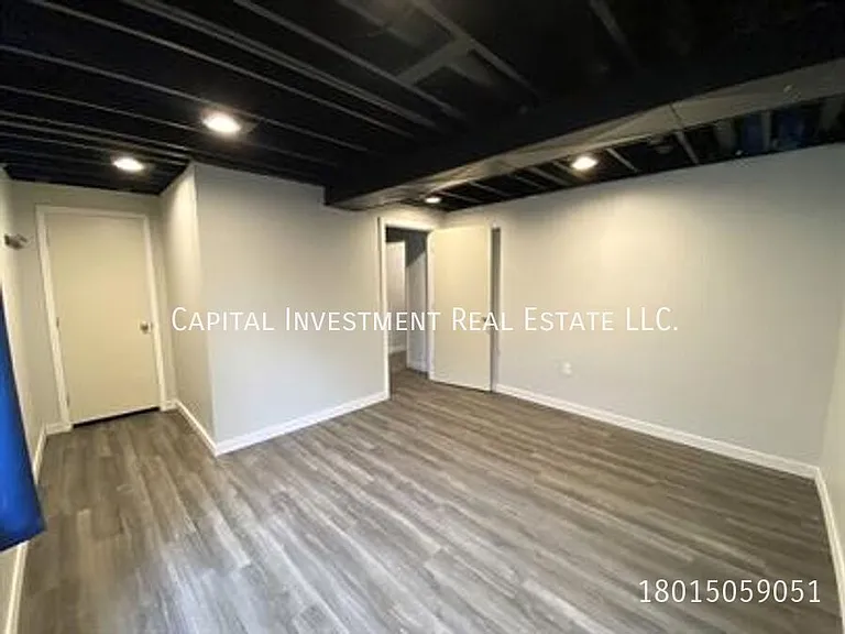1741 W 6020 S — Photo 16