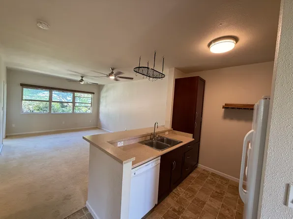 143 Hoowaiwai Loop APT 2805, Wailuku, HI 96793