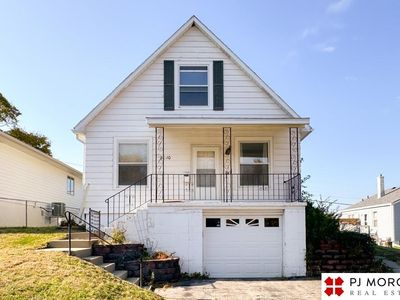 2210 S 43rd St, Omaha, NE, 68105