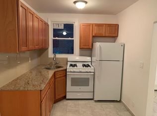 4217 193rd St #1K, Flushing, NY 11358