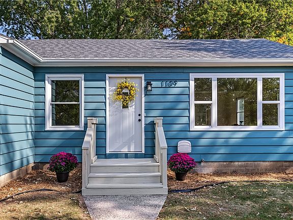2nd image of 1109 Boulevard Place