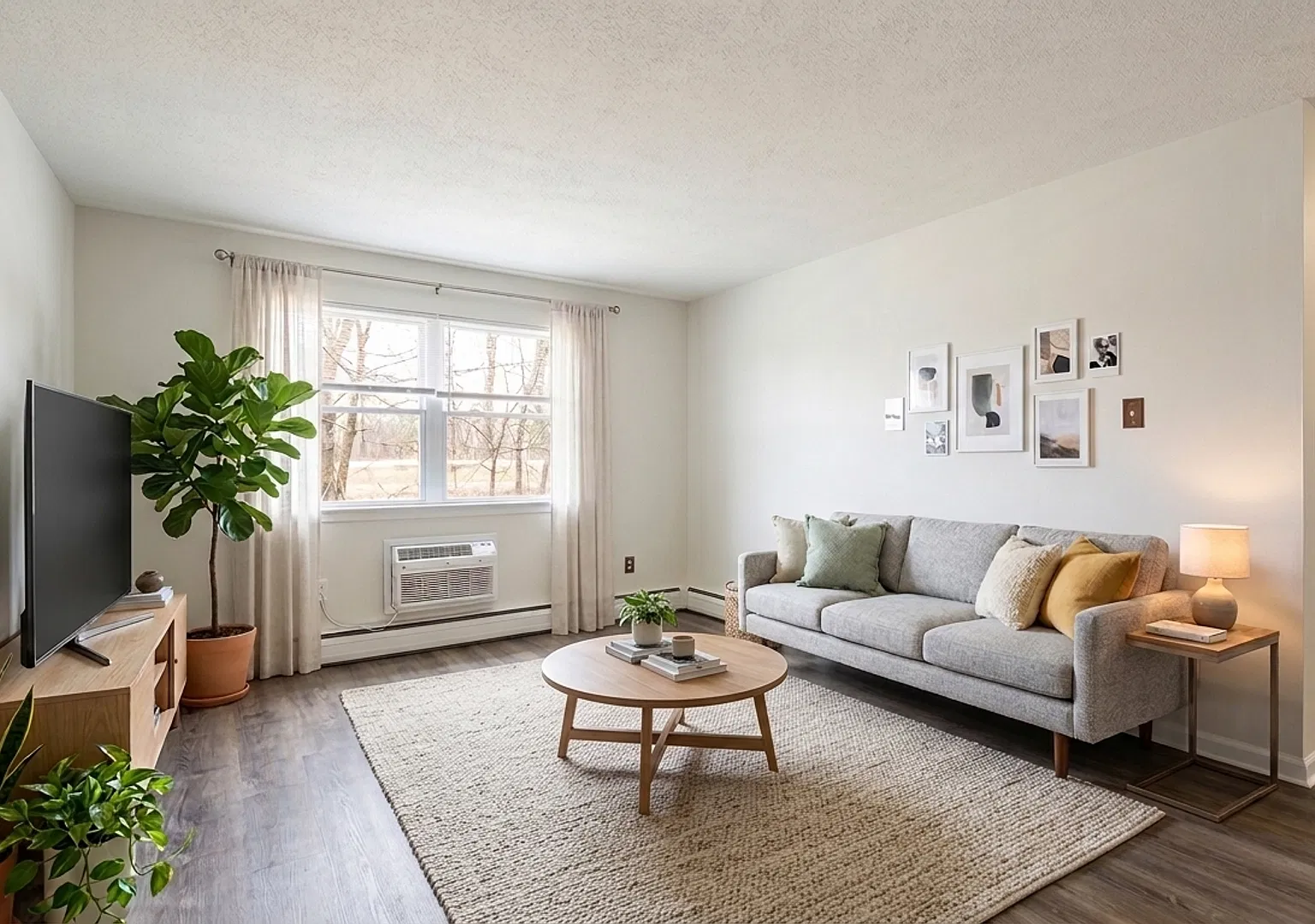Milton I Apartments — Photo 3