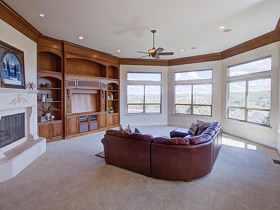 5th image of 4553 Gresham Dr