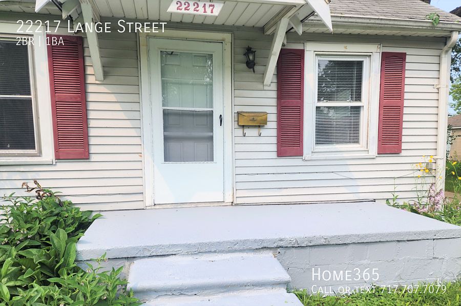 22217 Lange St, Saint Clair Shores, MI 48080 Zillow