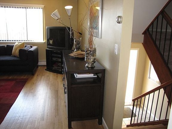 2nd image of 22 Lark Ln