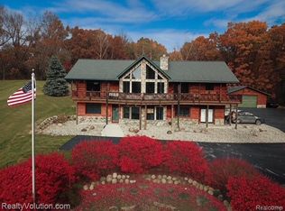 5012 Vista Bay Trl, Goodrich, MI 48438