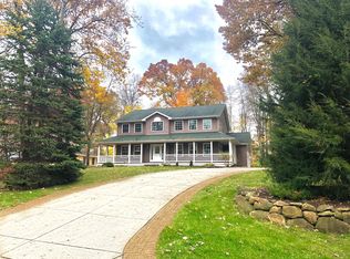 8027 Kovacs Dr, Linden, MI 48451
