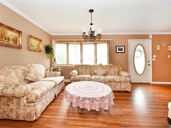 4th image of 286 Ocean Ave
