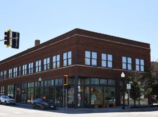 306 S 24th St #105, Omaha, NE 68131