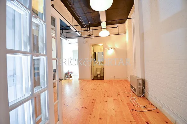 Rented by Brick&Mortar | media 30