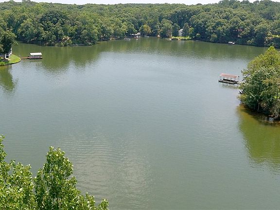 4th image of 88 Lake Forest Dr