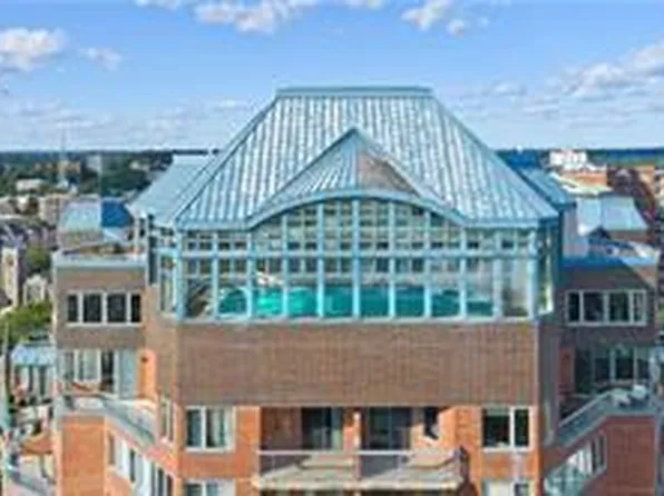 25 Forest St APT 11C, Stamford, CT 06901