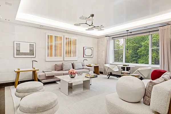 Sold by Compass | media 19