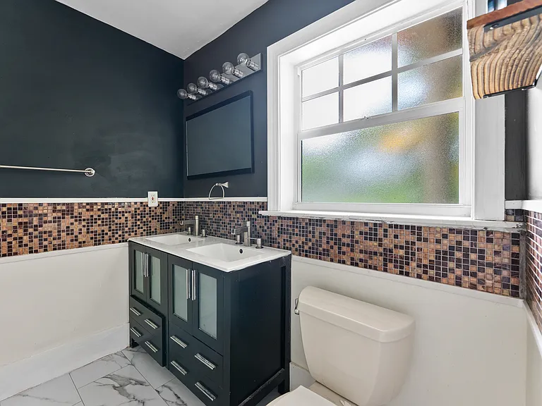 8 Polo Cir — Photo 21