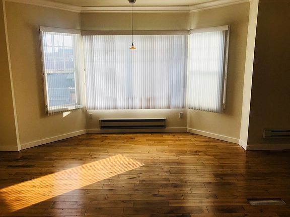 2nd image of 900 Van Ness Ave APT 304