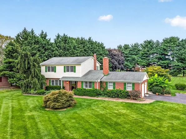 320 Great Oak Dr, Middletown, DE 19709