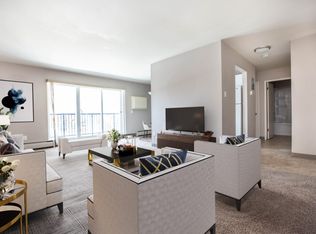 33 Southpark Dr #BACHELOR, Winnipeg, MB R3T2L9