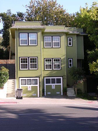 208-210 Oakland Ave