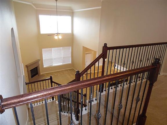 5th image of 8627 Nicholson Dr