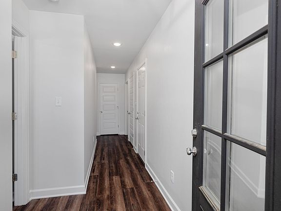4th image of 8561 Lana Dr