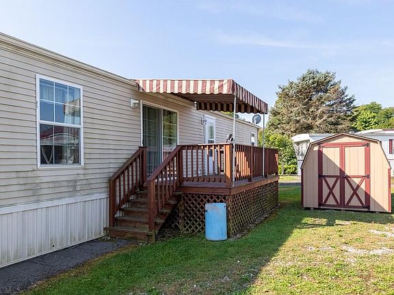 2nd image of 810 Short Dr