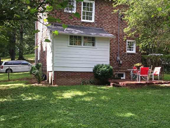 5th image of 611 Laurel Ave