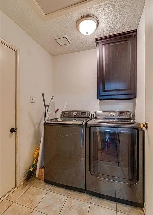 503 Rosemary Ln