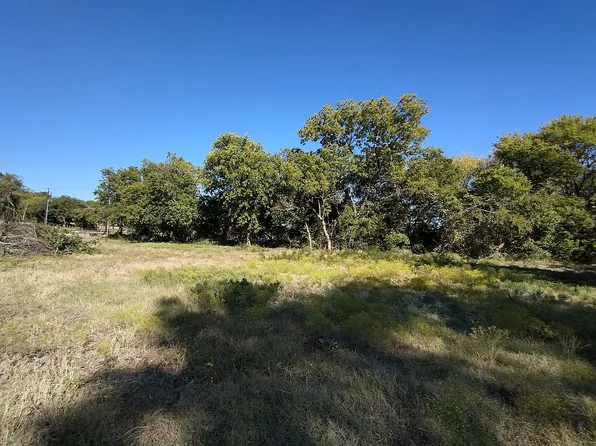 1001 Preserve St, Weatherford, TX 76085