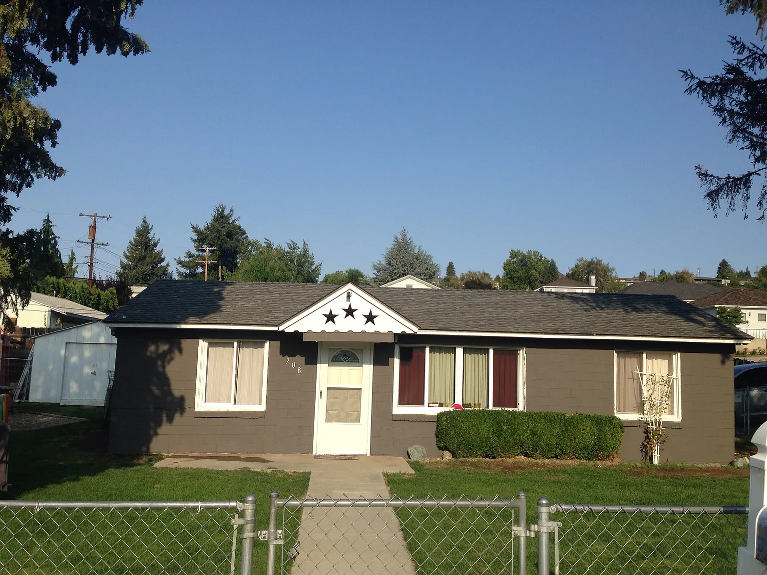 708 N 48th Ave photo 1