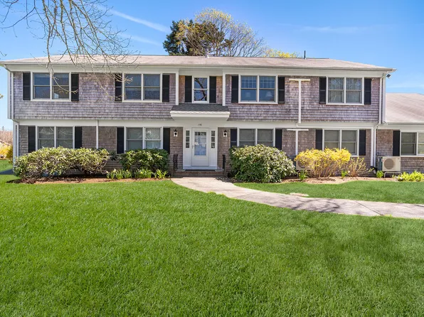 176 Mill Road APT 4B, Falmouth, MA 02540