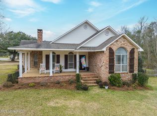 11845 River Estates Cir, Biloxi, MS 39532