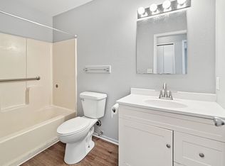 1018 Abbey Ct APT 1, Holland, MI 49423