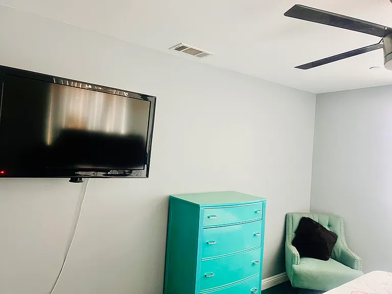 Bedroom #3: King-size Bed w/ memory foam mattress, Flat screen TV w/ Fire-stick, Ceiling fan, Dresser, Nite stands, Spacious closet.
