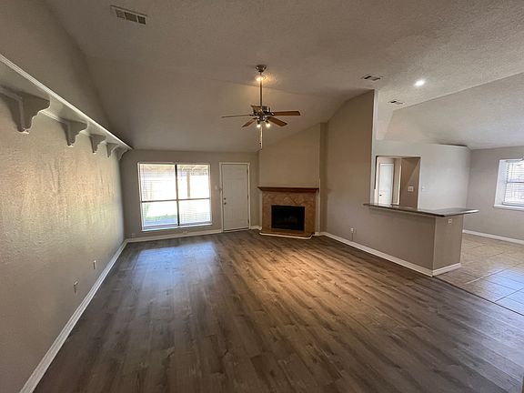2nd image of 2405 Brookside Dr
