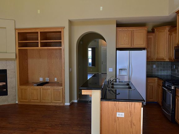 5th image of 4288 Lasalle Dr