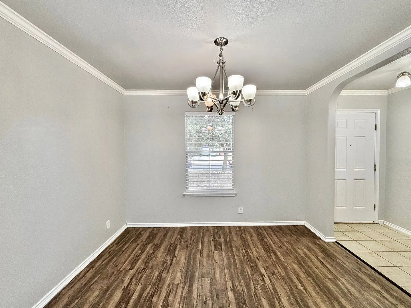 Beautiful 1-Story Home in Horizon Pointe community — Photo 2