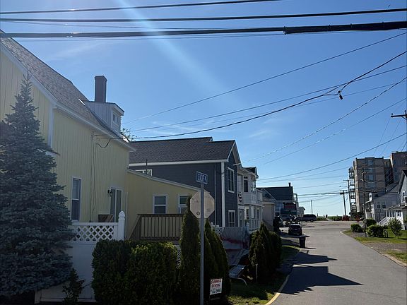 5th image of 113 W Grand Avenue