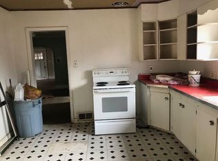 330 3rd Ave N, Clinton, IA 52732