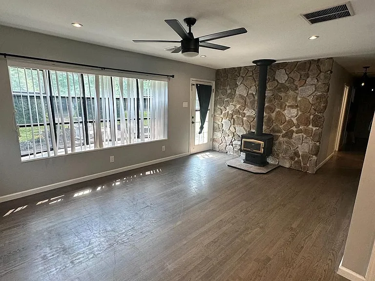 245 Rome Ave — Photo 2