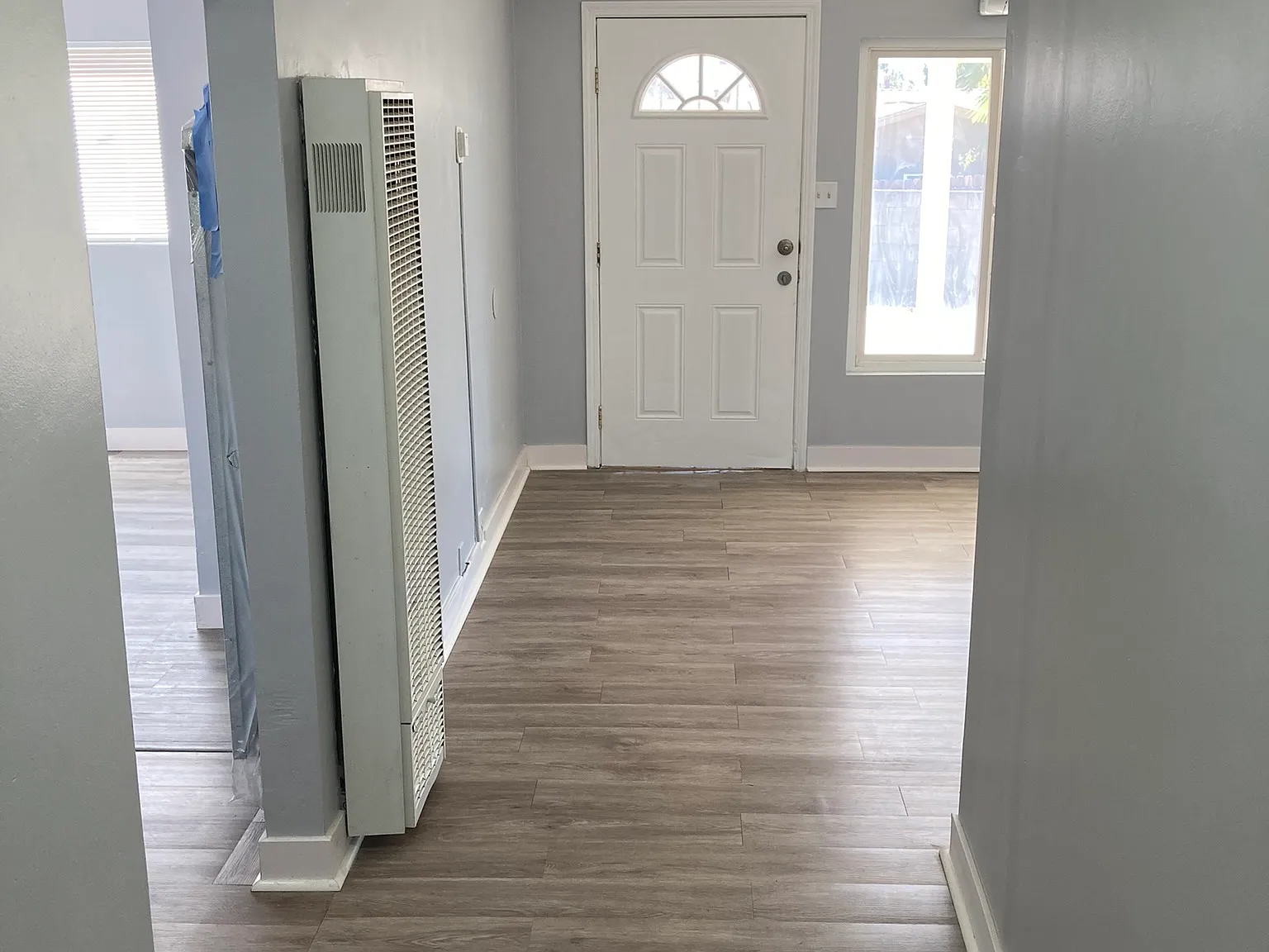2960 W George St — Photo 2