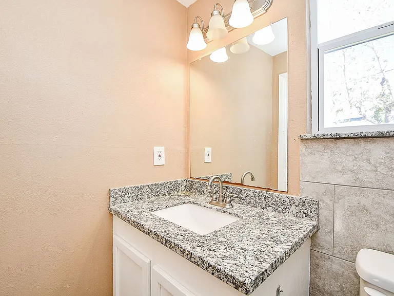 4926 Ridgestone St — Photo 20