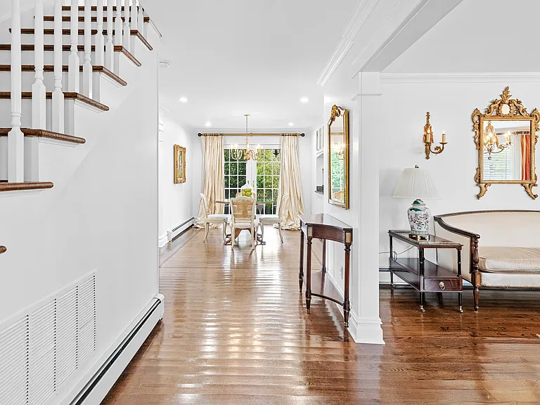 11 Leos Ln — Photo 6